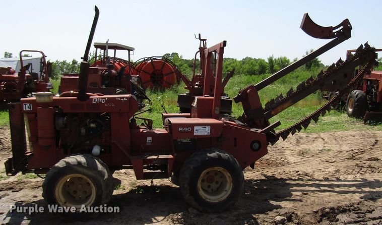 image for item DD6197 1978 Ditch Witch R40 trencher