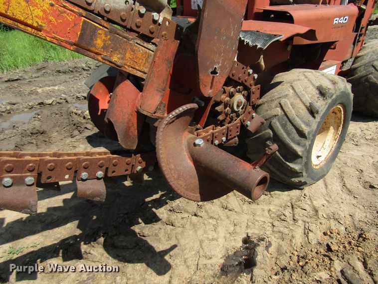 image for item DD6197 1978 Ditch Witch R40 trencher