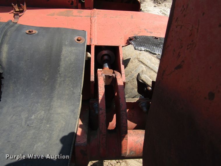 image for item DD6197 1978 Ditch Witch R40 trencher
