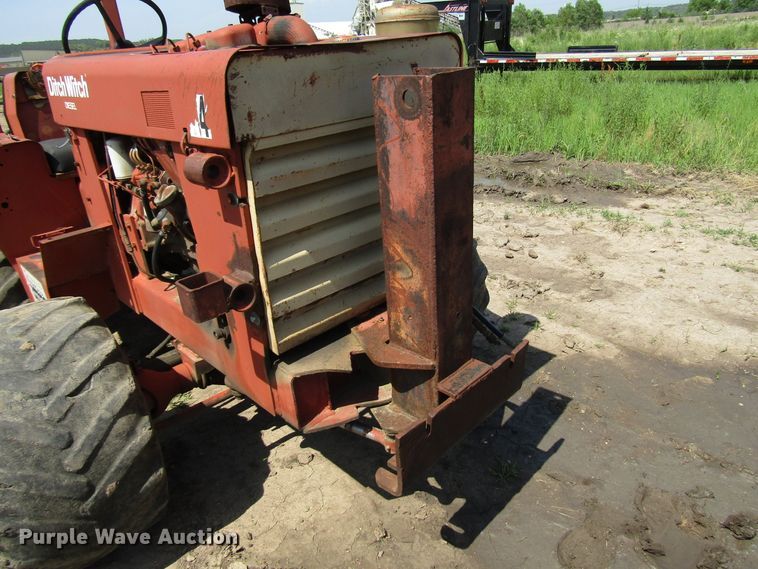 image for item DD6197 1978 Ditch Witch R40 trencher