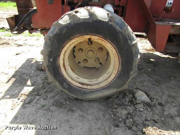 image for item DD6197 1978 Ditch Witch R40 trencher