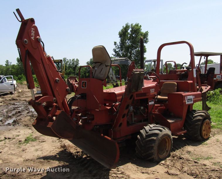 image for item DD6198 1981 Ditch Witch 4010DD cable plow