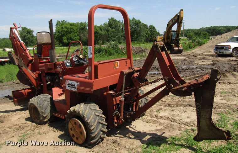 image for item DD6198 1981 Ditch Witch 4010DD cable plow