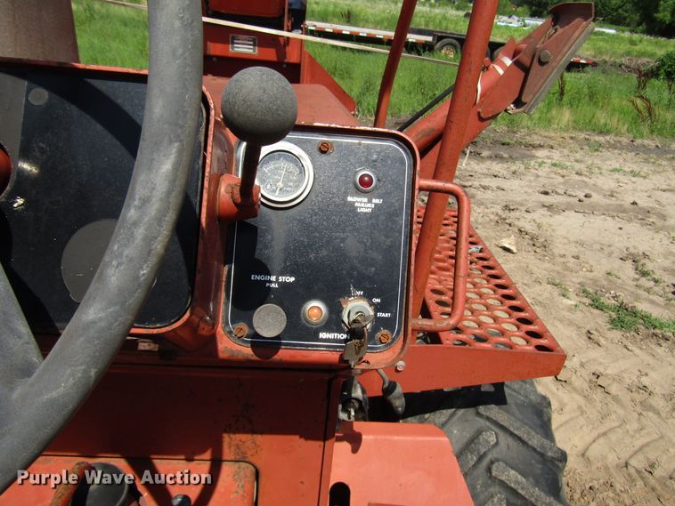 image for item DD6198 1981 Ditch Witch 4010DD cable plow