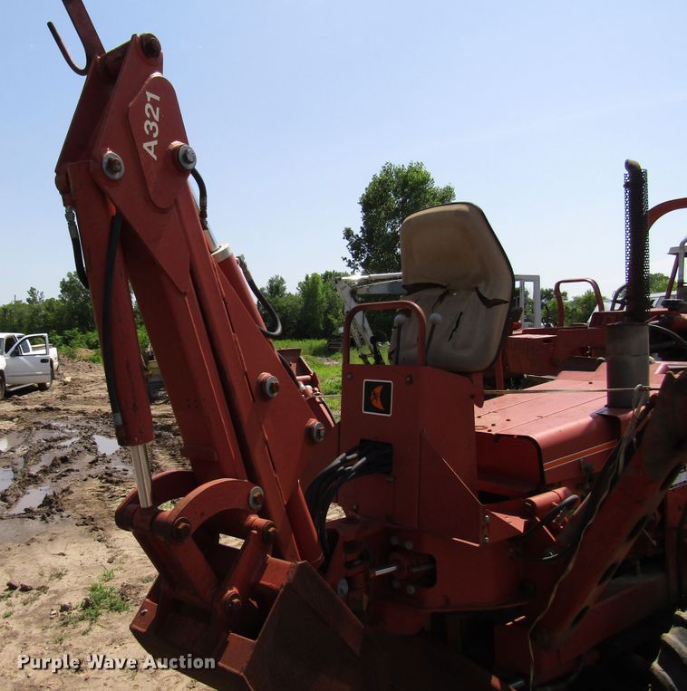 image for item DD6198 1981 Ditch Witch 4010DD cable plow