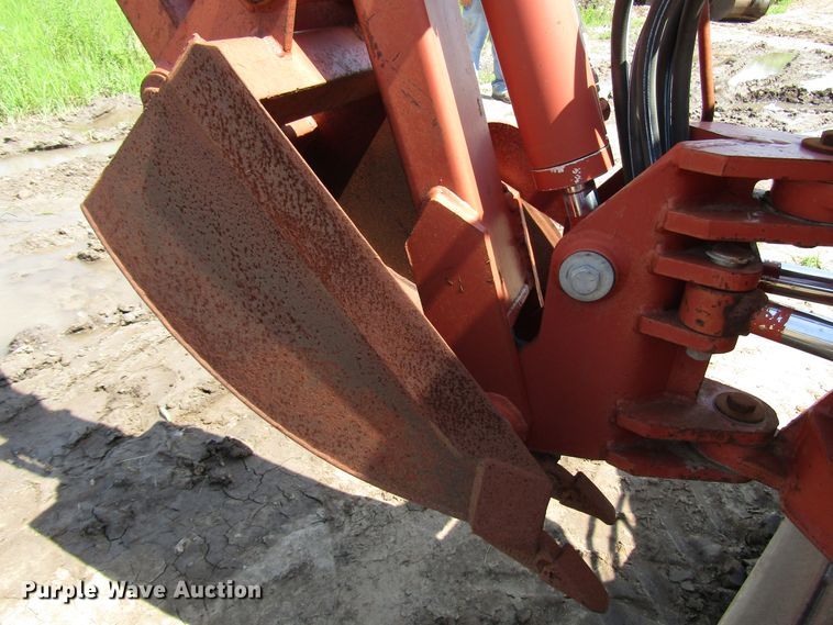 image for item DD6198 1981 Ditch Witch 4010DD cable plow