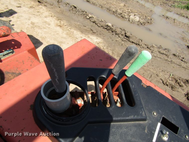 image for item DD6200 1996 Ditch Witch 4500DD trencher
