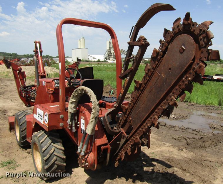 image for item DD6200 1996 Ditch Witch 4500DD trencher