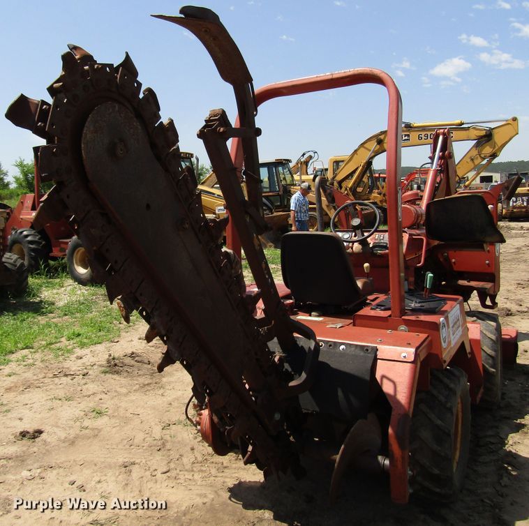 image for item DD6200 1996 Ditch Witch 4500DD trencher