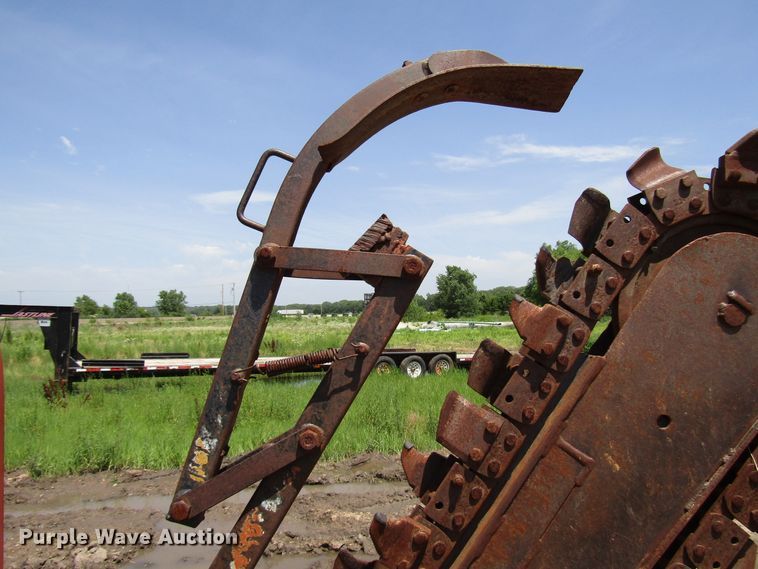 image for item DD6200 1996 Ditch Witch 4500DD trencher