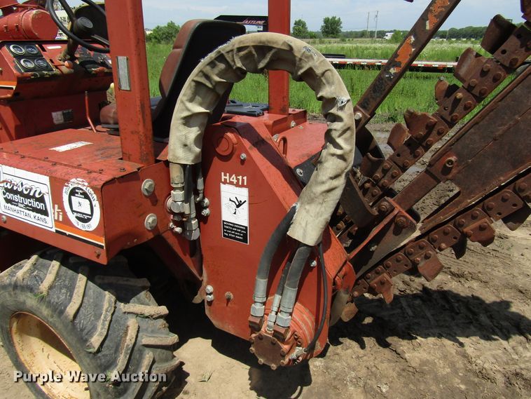 image for item DD6200 1996 Ditch Witch 4500DD trencher