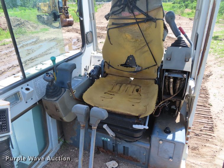 image for item DD6201 2000 Takeuchi TB145 mini excavator