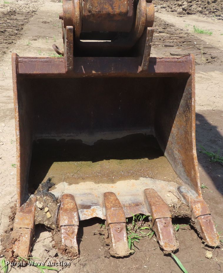 image for item DD6201 2000 Takeuchi TB145 mini excavator