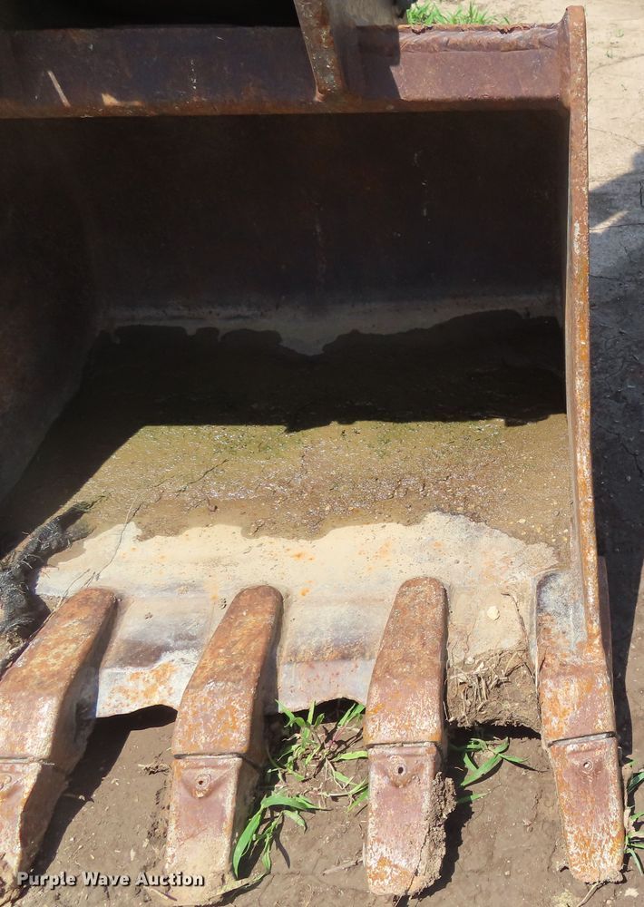 image for item DD6201 2000 Takeuchi TB145 mini excavator