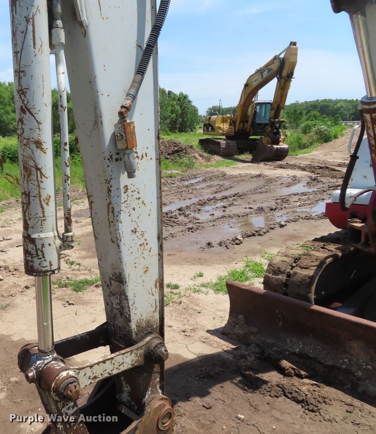 image for item DD6201 2000 Takeuchi TB145 mini excavator