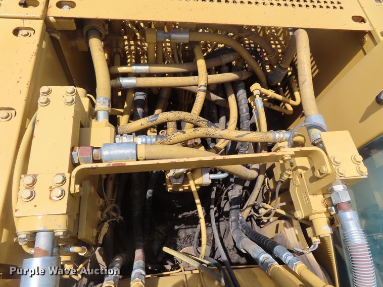 image for item DD6203 2001 Caterpillar 320C L excavator