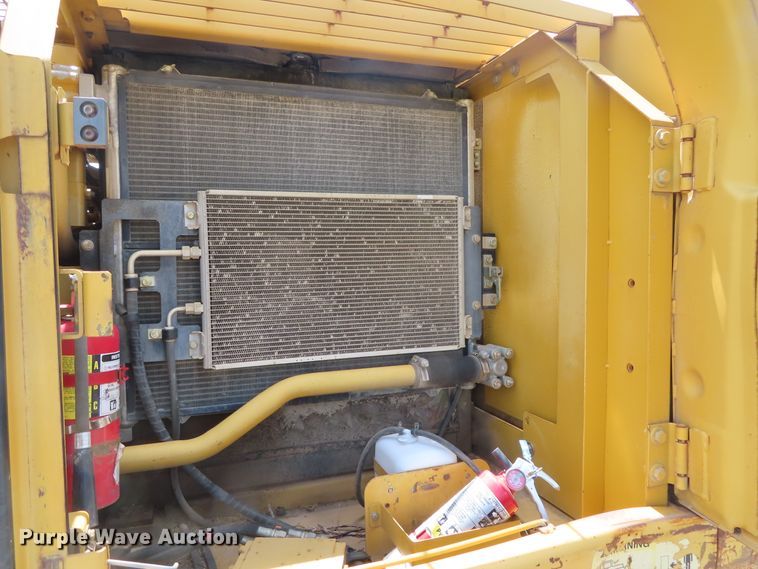 image for item DD6203 2001 Caterpillar 320C L excavator