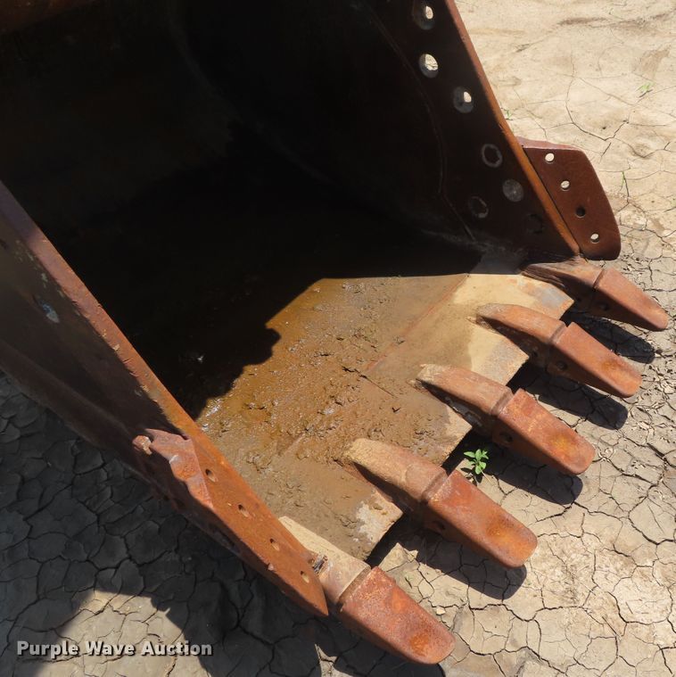 image for item DD6203 2001 Caterpillar 320C L excavator