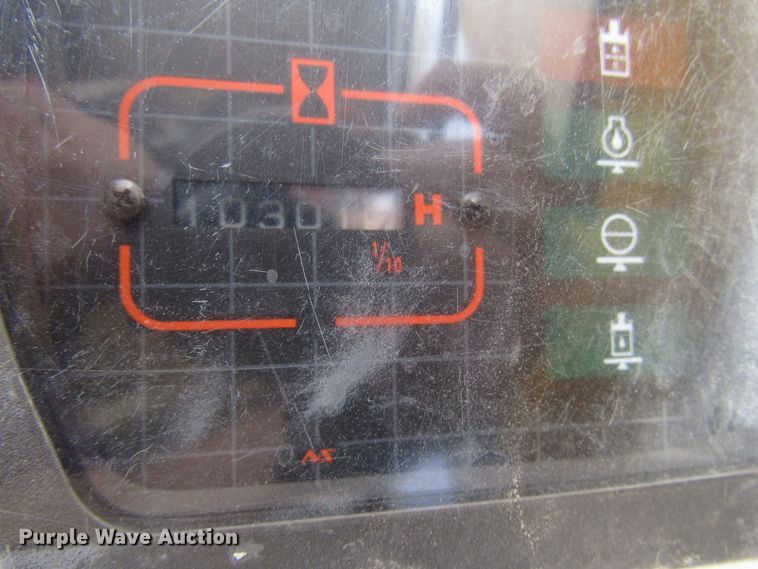 image for item DD6204 1995 John Deere 690E LC excavator