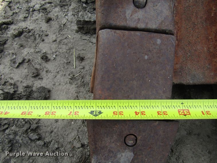 image for item DD6204 1995 John Deere 690E LC excavator