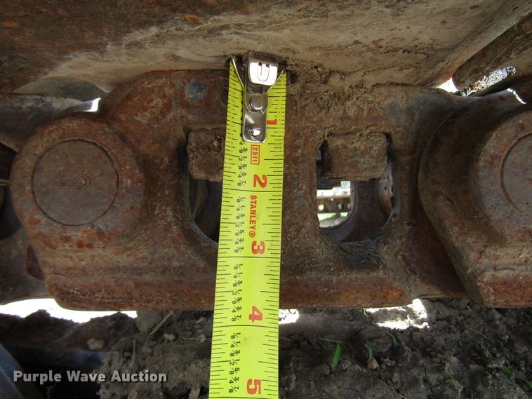 image for item DD6204 1995 John Deere 690E LC excavator