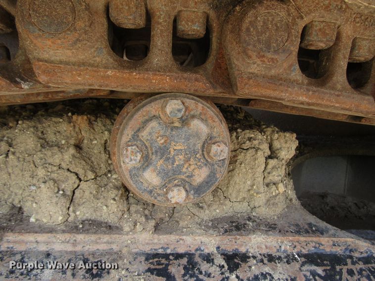 image for item DD6204 1995 John Deere 690E LC excavator