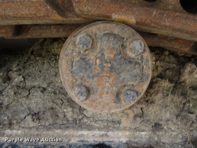 image for item DD6204 1995 John Deere 690E LC excavator