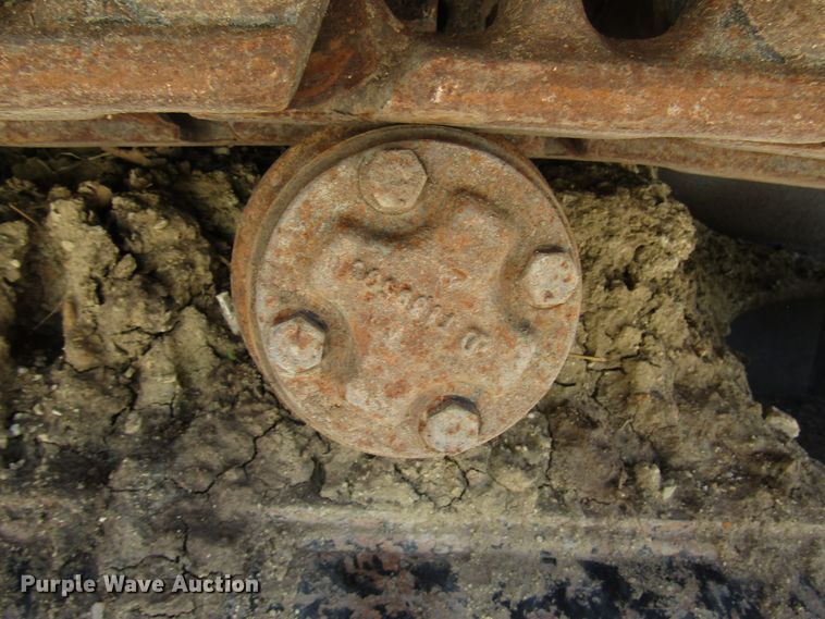 image for item DD6204 1995 John Deere 690E LC excavator