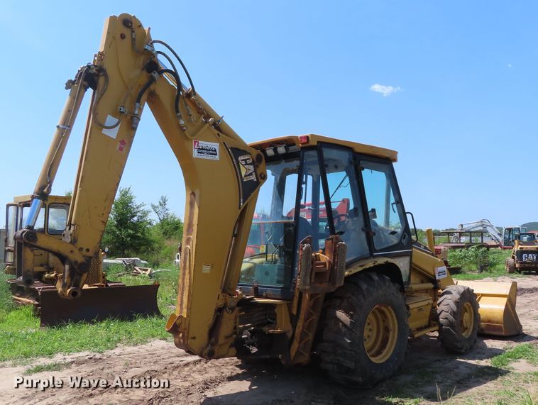 image for item DD6205 2000 Caterpillar 426C backhoe