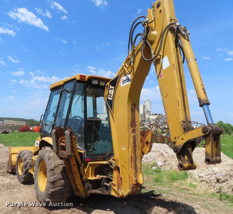 image for item DD6205 2000 Caterpillar 426C backhoe