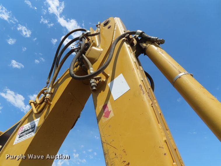 image for item DD6205 2000 Caterpillar 426C backhoe