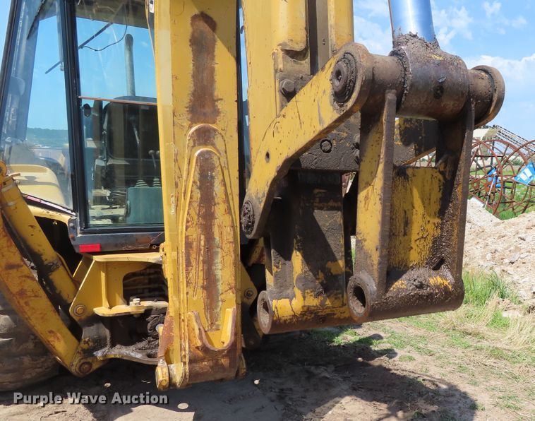 image for item DD6205 2000 Caterpillar 426C backhoe