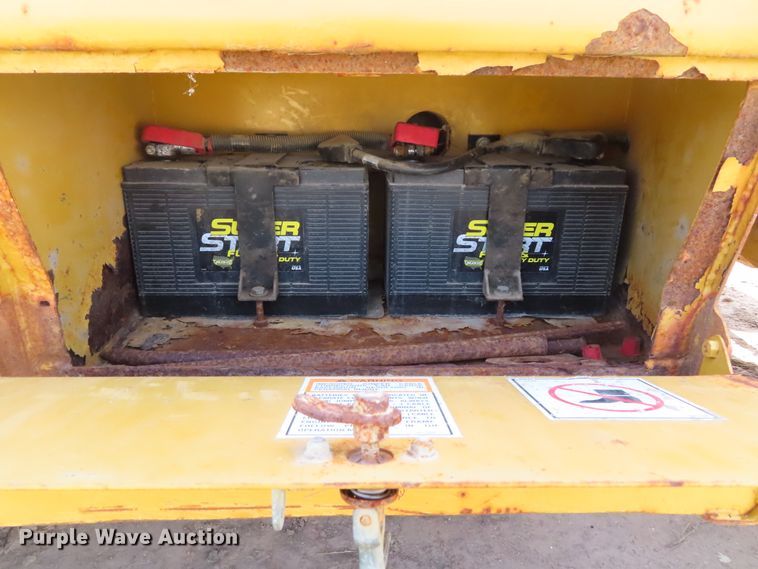 image for item DD6205 2000 Caterpillar 426C backhoe