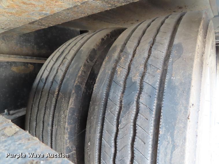 image for item DD6207 2002 Landoll 660C tilt deck equipment trailer