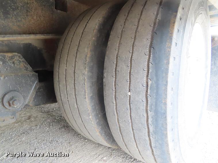 image for item DD6207 2002 Landoll 660C tilt deck equipment trailer