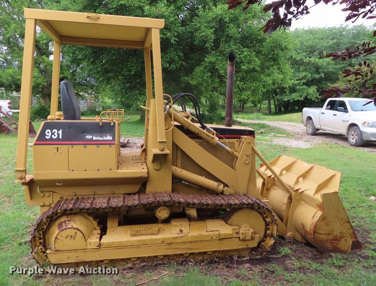 image for item DD6212 1976 Caterpillar 931 track loader