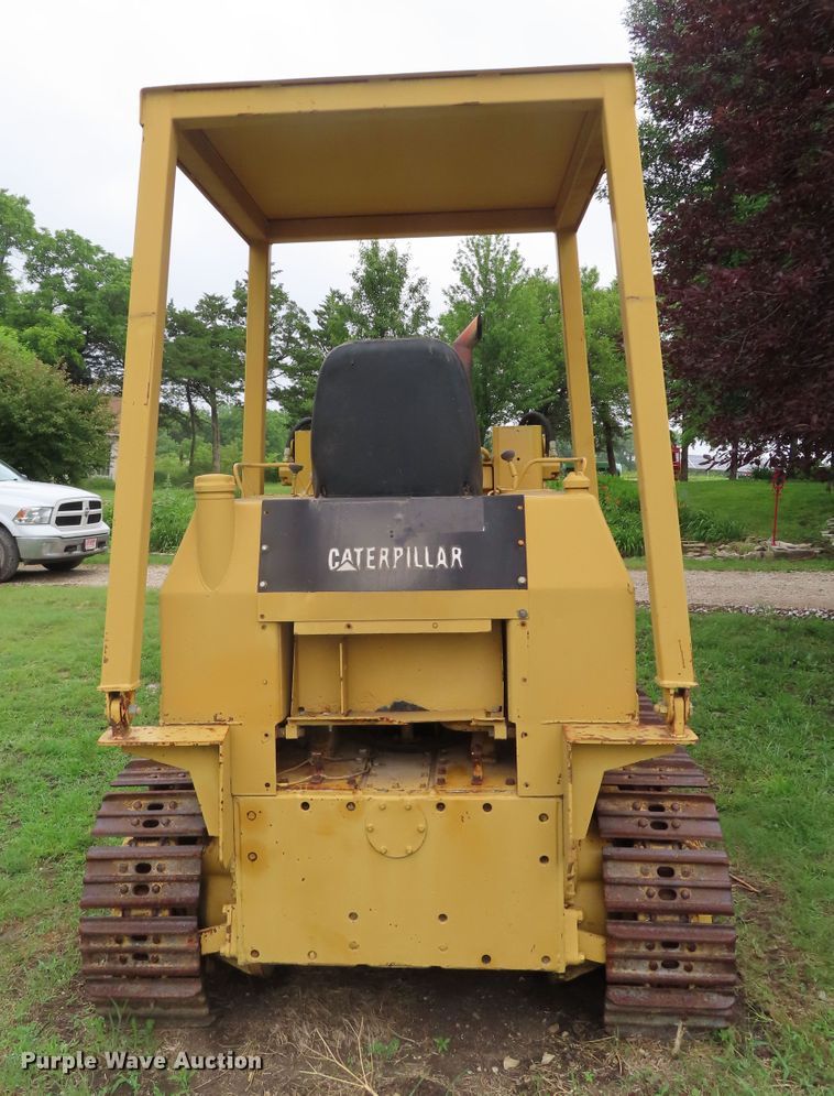 image for item DD6212 1976 Caterpillar 931 track loader