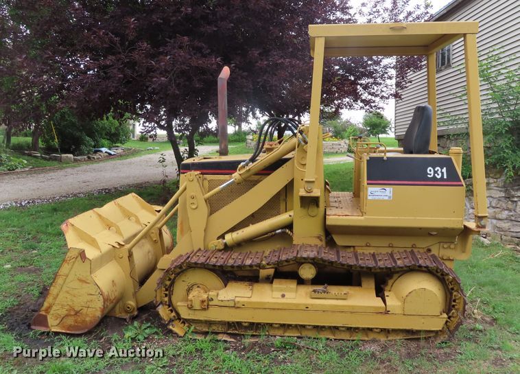 image for item DD6212 1976 Caterpillar 931 track loader