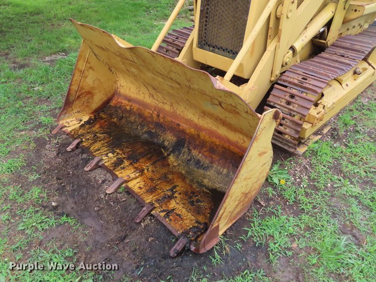 image for item DD6212 1976 Caterpillar 931 track loader