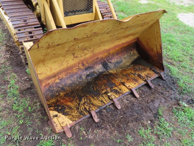 image for item DD6212 1976 Caterpillar 931 track loader