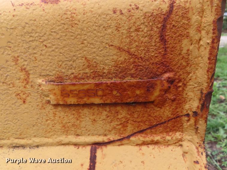 image for item DD6212 1976 Caterpillar 931 track loader