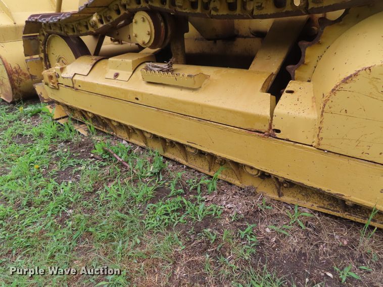 image for item DD6212 1976 Caterpillar 931 track loader