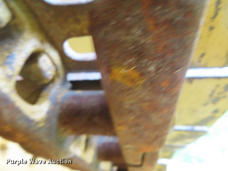 image for item DD6212 1976 Caterpillar 931 track loader