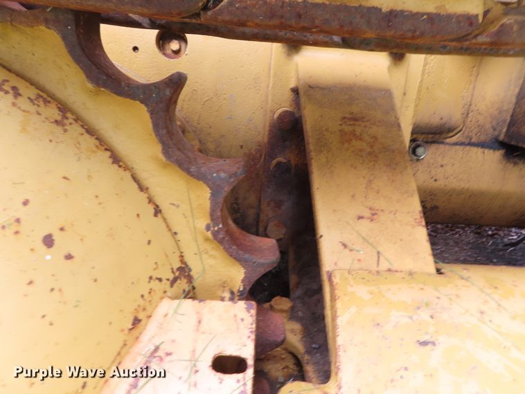 image for item DD6212 1976 Caterpillar 931 track loader