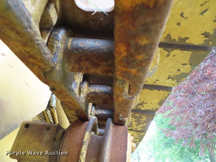 image for item DD6212 1976 Caterpillar 931 track loader