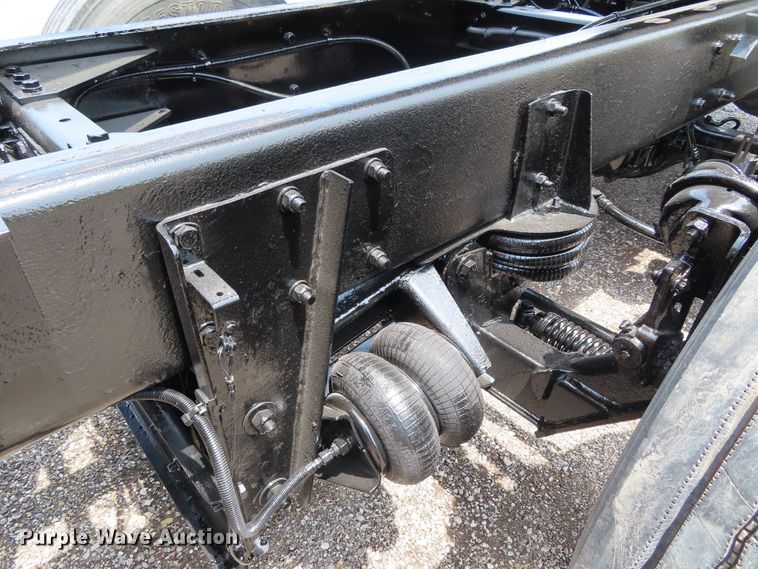 image for item DD6229 2006 Kenworth T800 dump truck