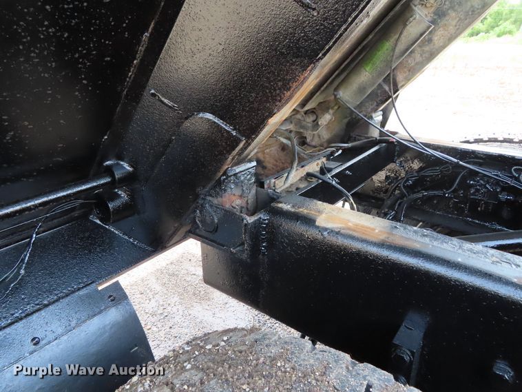 image for item DD6229 2006 Kenworth T800 dump truck