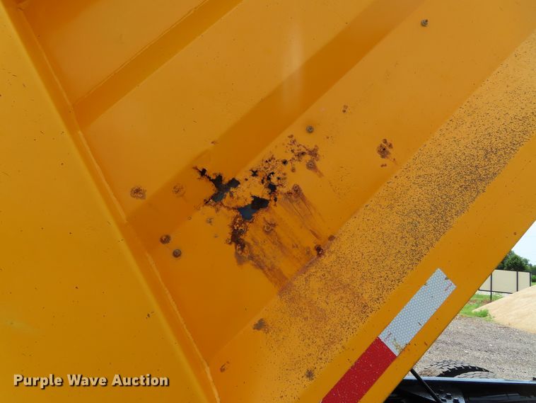 image for item DD6229 2006 Kenworth T800 dump truck