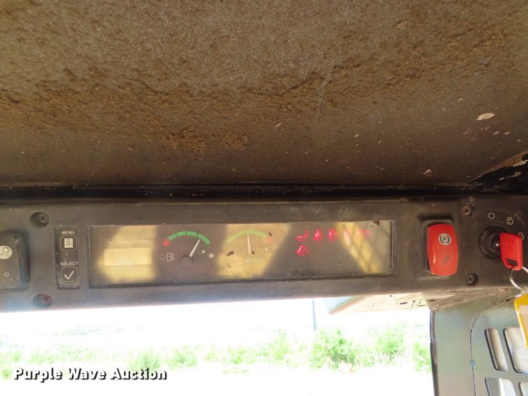 image for item DD6245 2009 John Deere CT315 skid steer