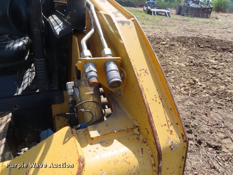 image for item DD6245 2009 John Deere CT315 skid steer